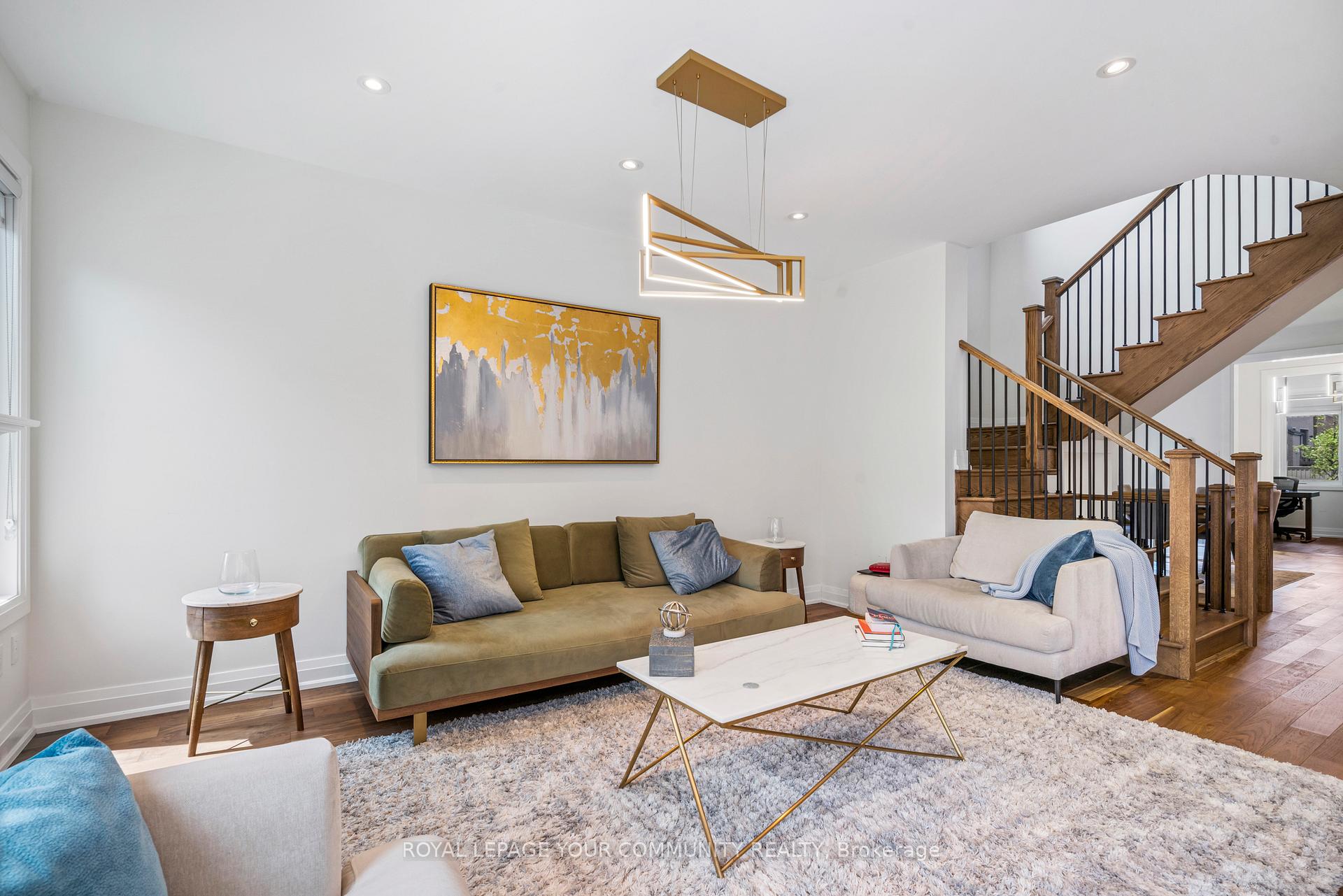 Photo 10 of 82 Navitas Crescent, Markham, Victoria Square — HOMEH