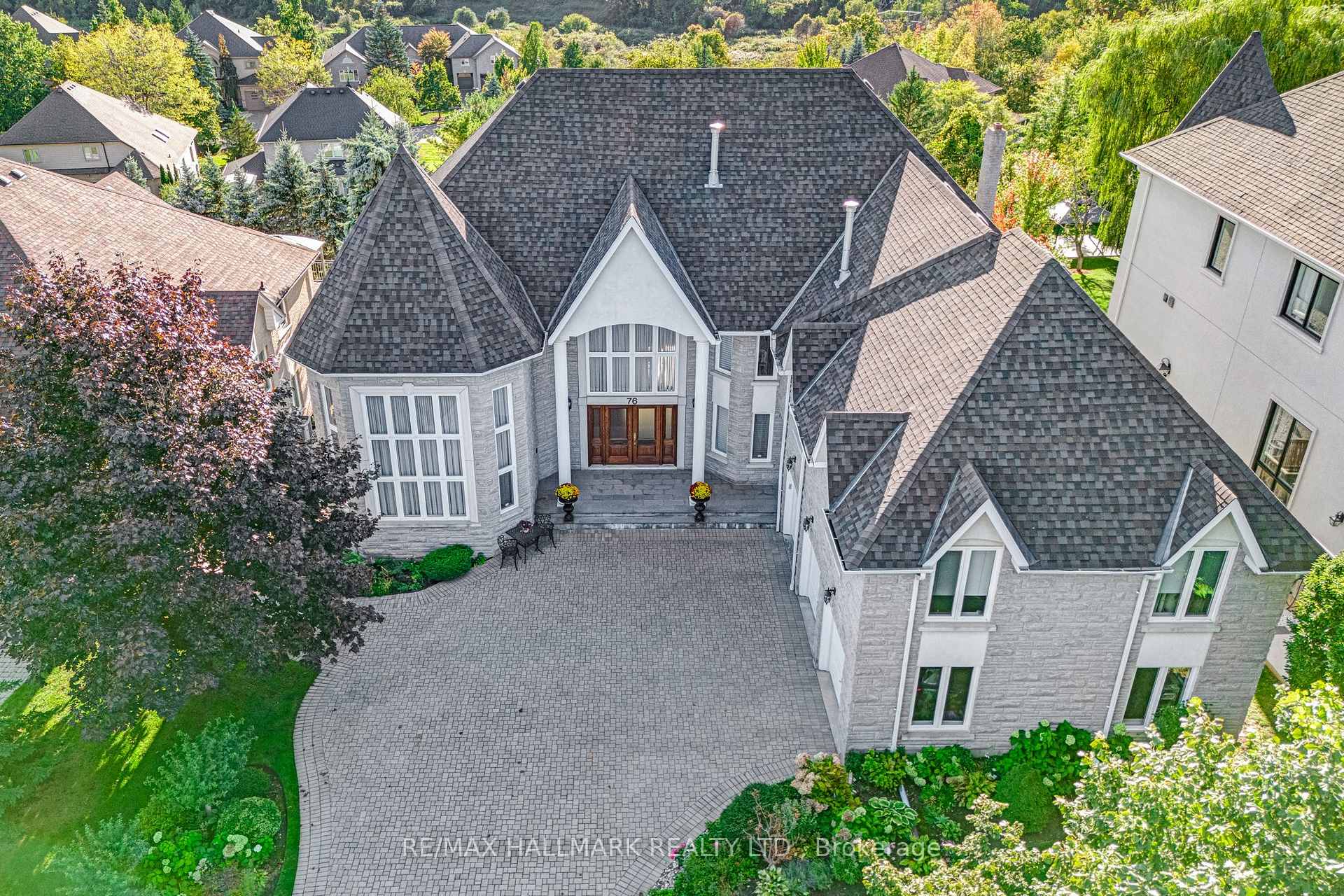 Photo 1 of 76 Deerchase Circle, Vaughan, Islington Woods — HOMEH