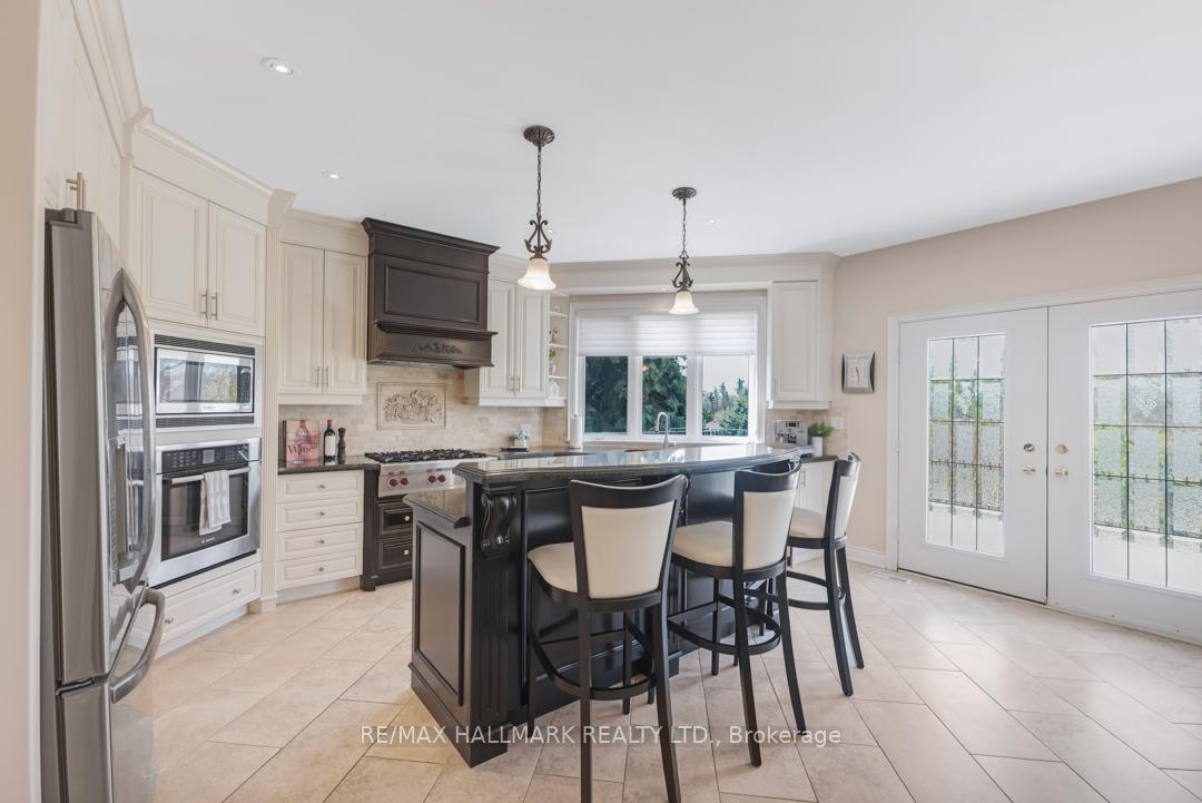Photo 7 of 76 Deerchase Circle, Vaughan, Islington Woods — HOMEH