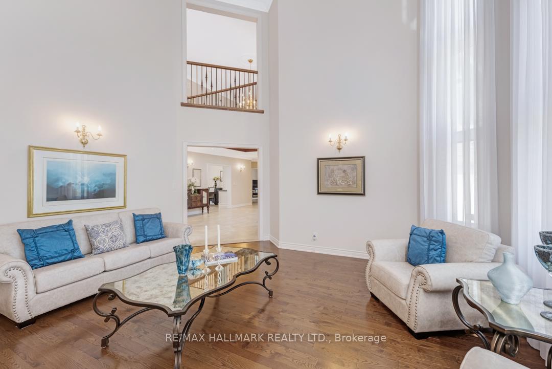 Photo 12 of 76 Deerchase Circle, Vaughan, Islington Woods — HOMEH