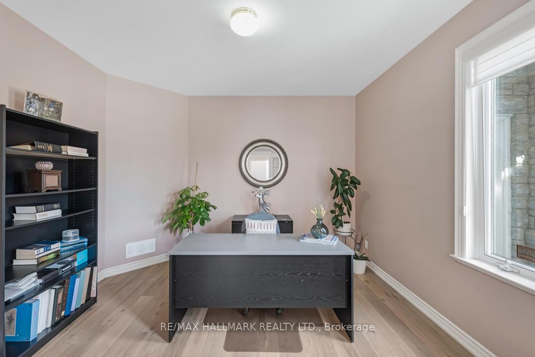 Photo 43 of 76 Deerchase Circle, Vaughan, Islington Woods — HOMEH