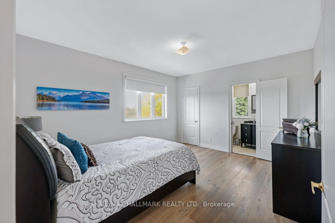 Photo 18 of 76 Deerchase Circle, Vaughan, Islington Woods — HOMEH