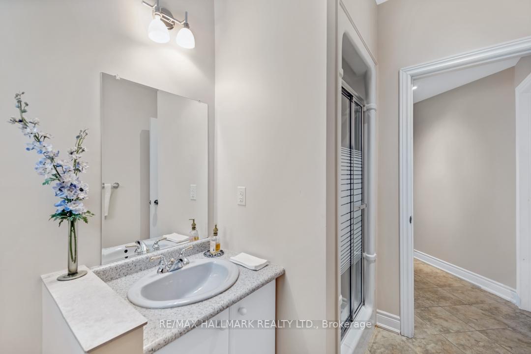 Photo 45 of 76 Deerchase Circle, Vaughan, Islington Woods — HOMEH