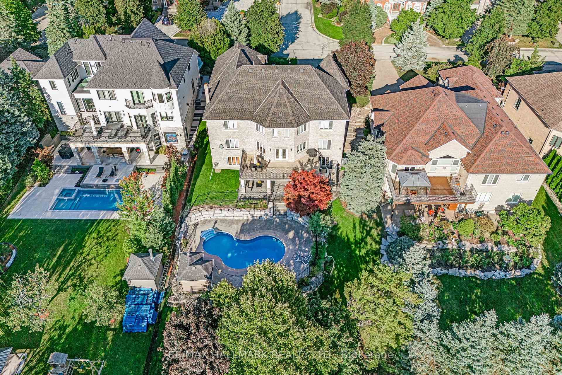 Photo 38 of 76 Deerchase Circle, Vaughan, Islington Woods — HOMEH