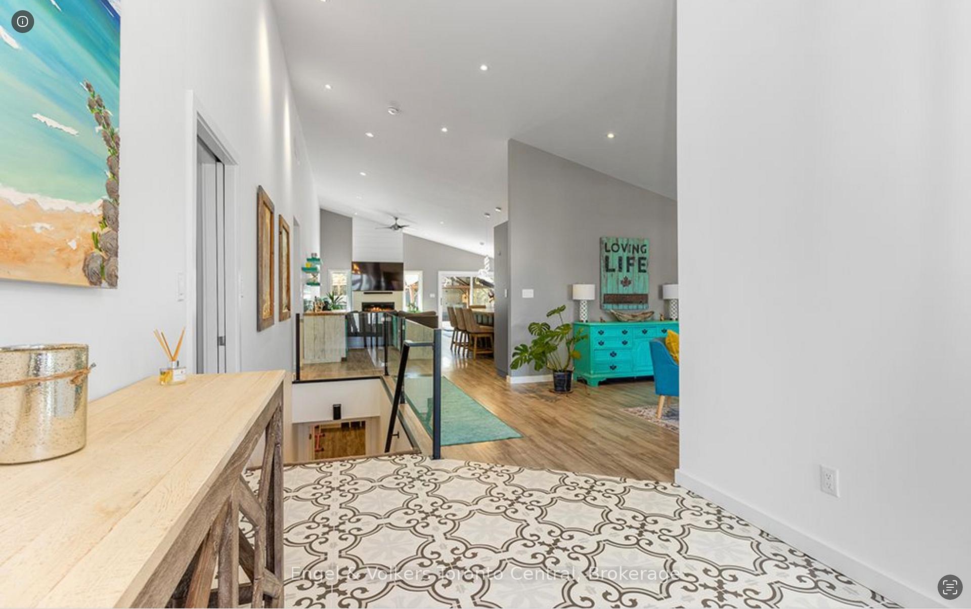 Photo 4 of 131 Arthur Street E, Blue Mountains — HOMEH