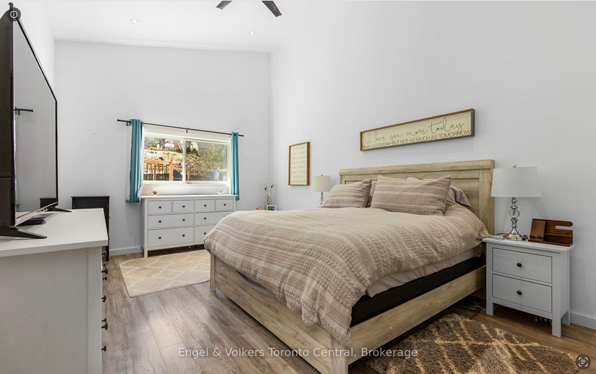 Photo 16 of 131 Arthur Street E, Blue Mountains — HOMEH