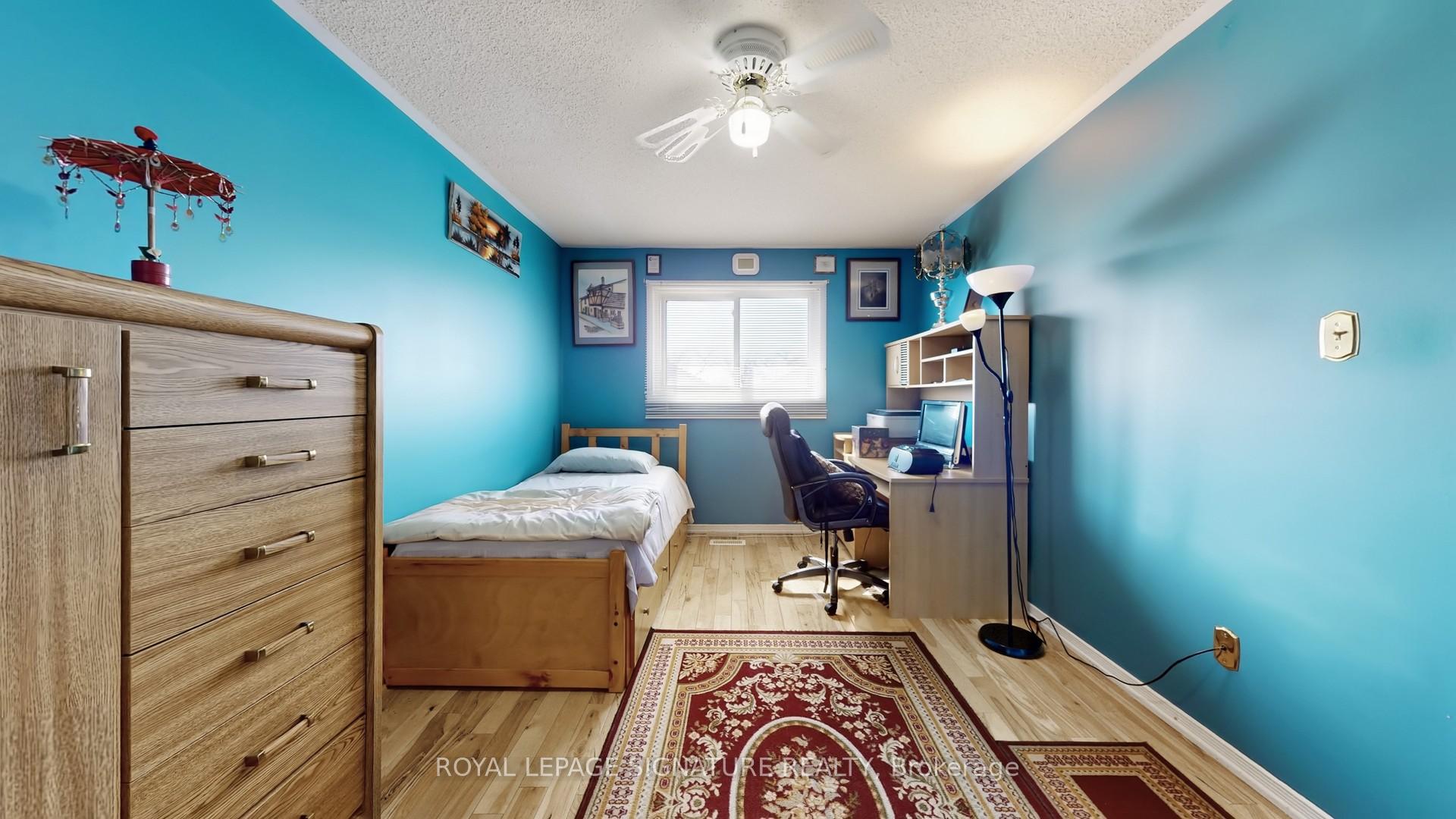 Photo 22 of 180 Kingknoll Drive, Brampton, Fletcher's Creek South — HOMEH