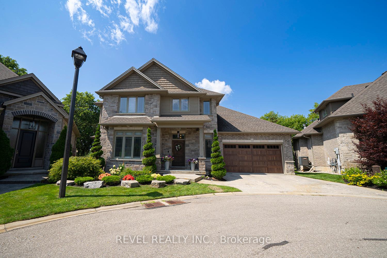 Photo 5 of Unit 2, 158 Willow Street, Brant, Paris — HOMEH