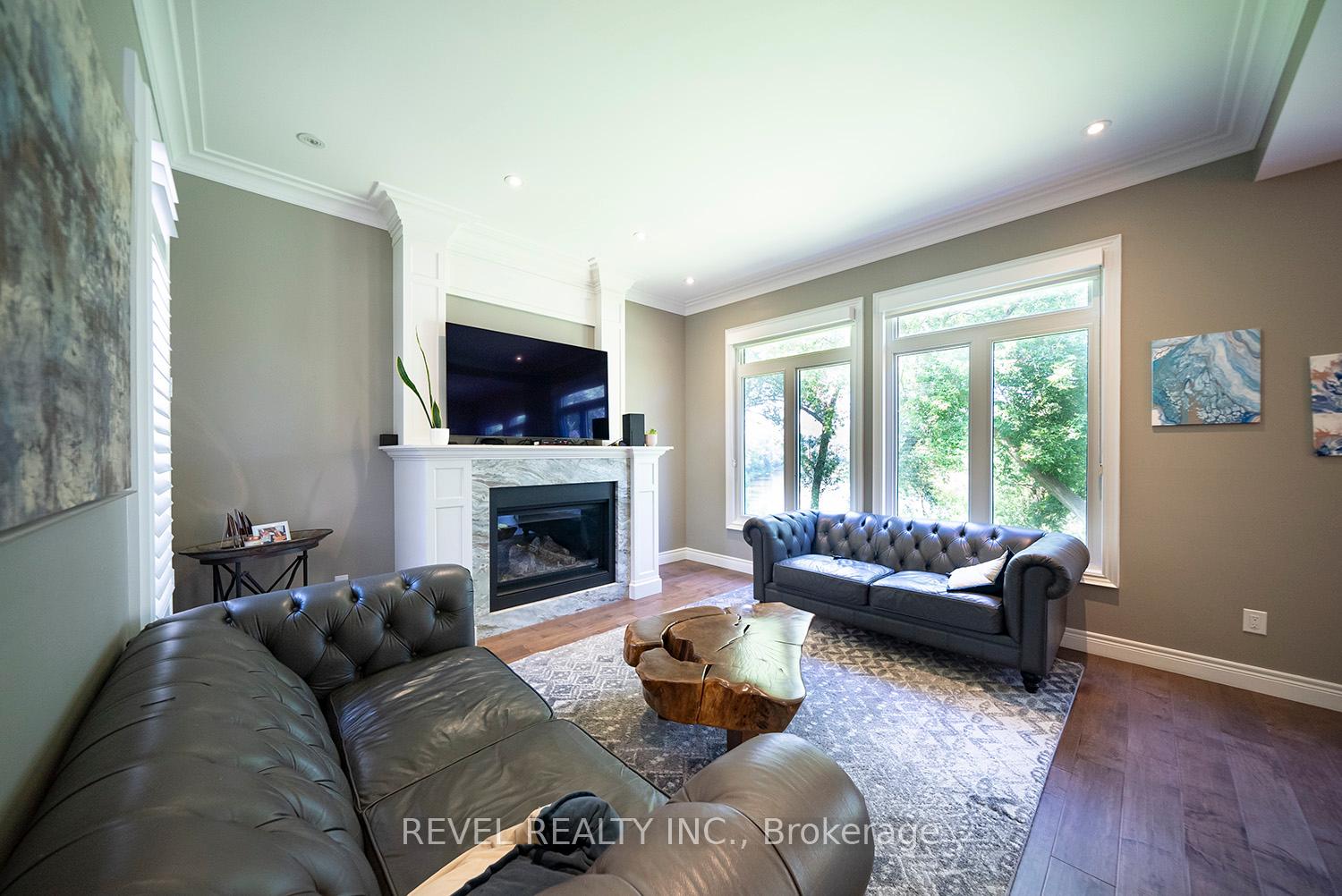 Photo 9 of Unit 2, 158 Willow Street, Brant, Paris — HOMEH