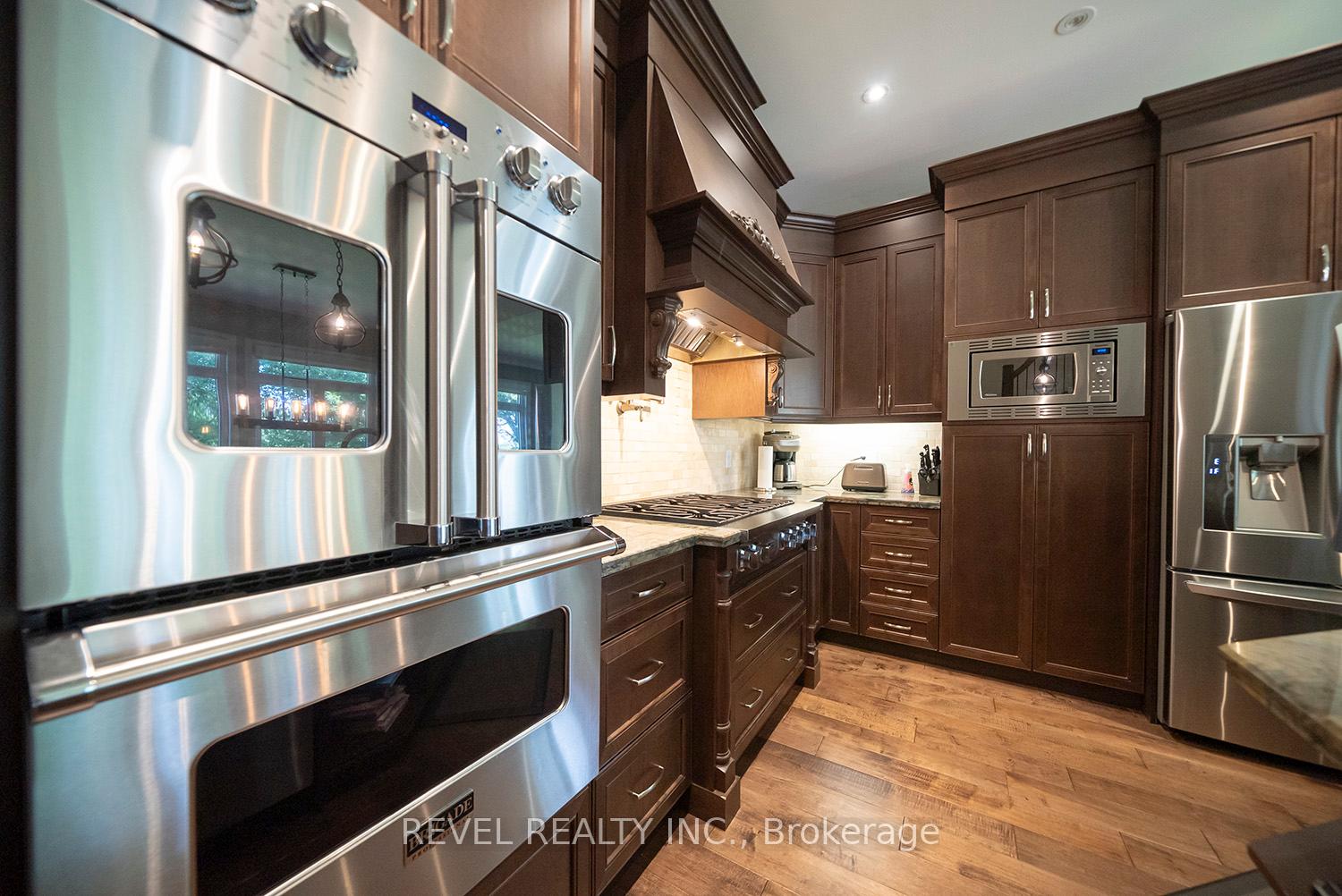 Photo 38 of Unit 2, 158 Willow Street, Brant, Paris — HOMEH