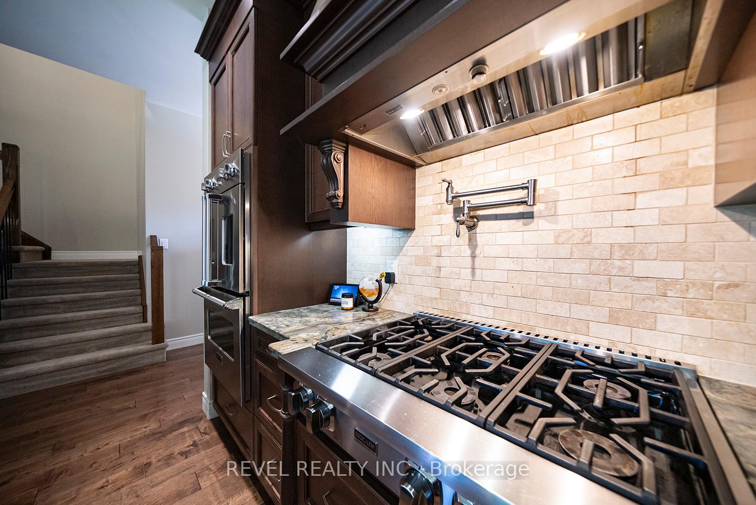 Photo 10 of Unit 2, 158 Willow Street, Brant, Paris — HOMEH