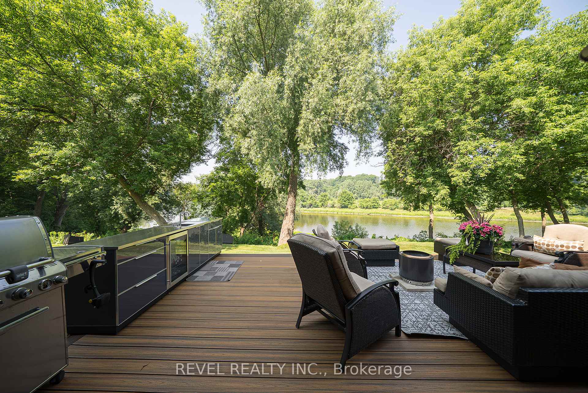 Photo 42 of Unit 2, 158 Willow Street, Brant, Paris — HOMEH