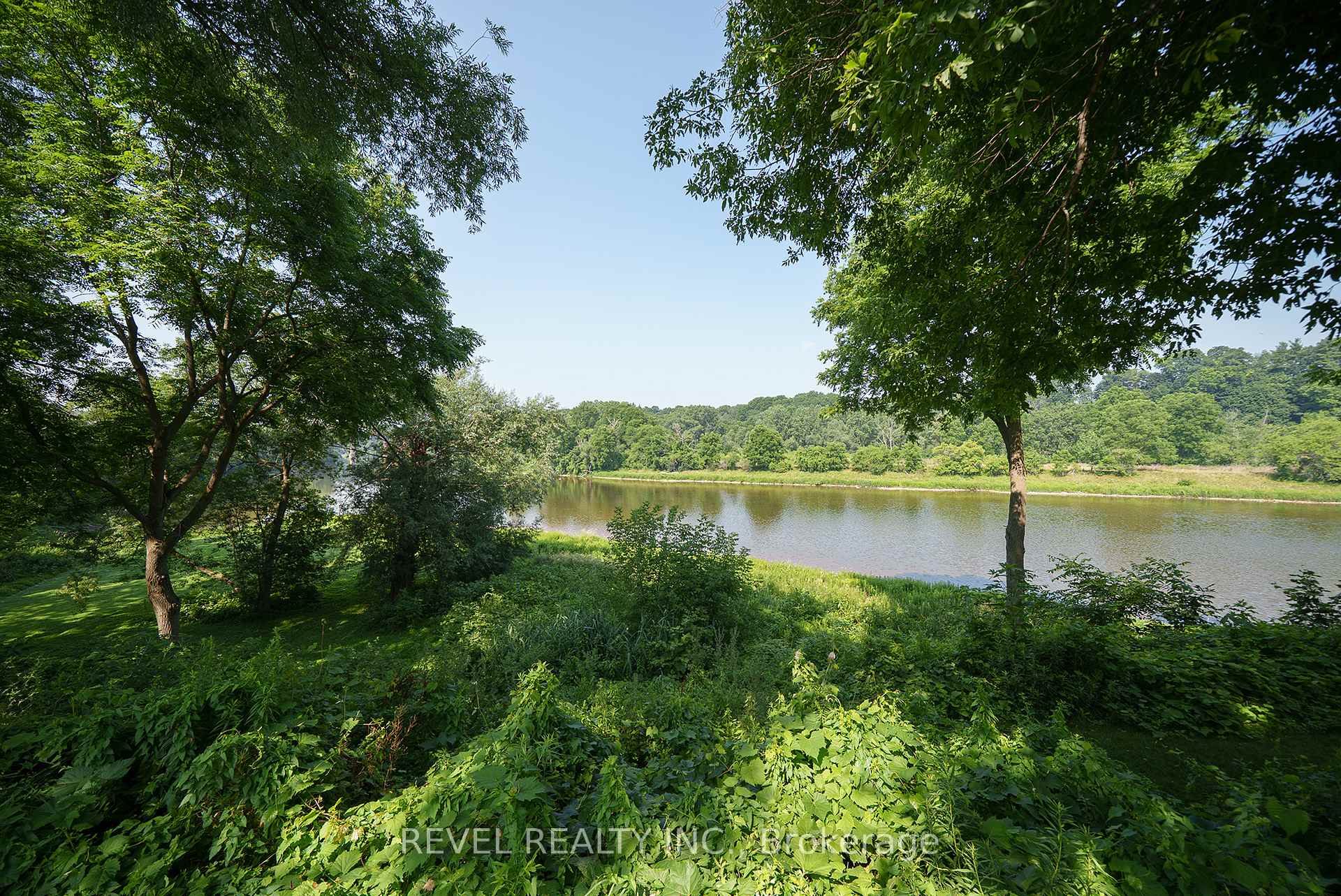 Photo 28 of Unit 2, 158 Willow Street, Brant, Paris — HOMEH