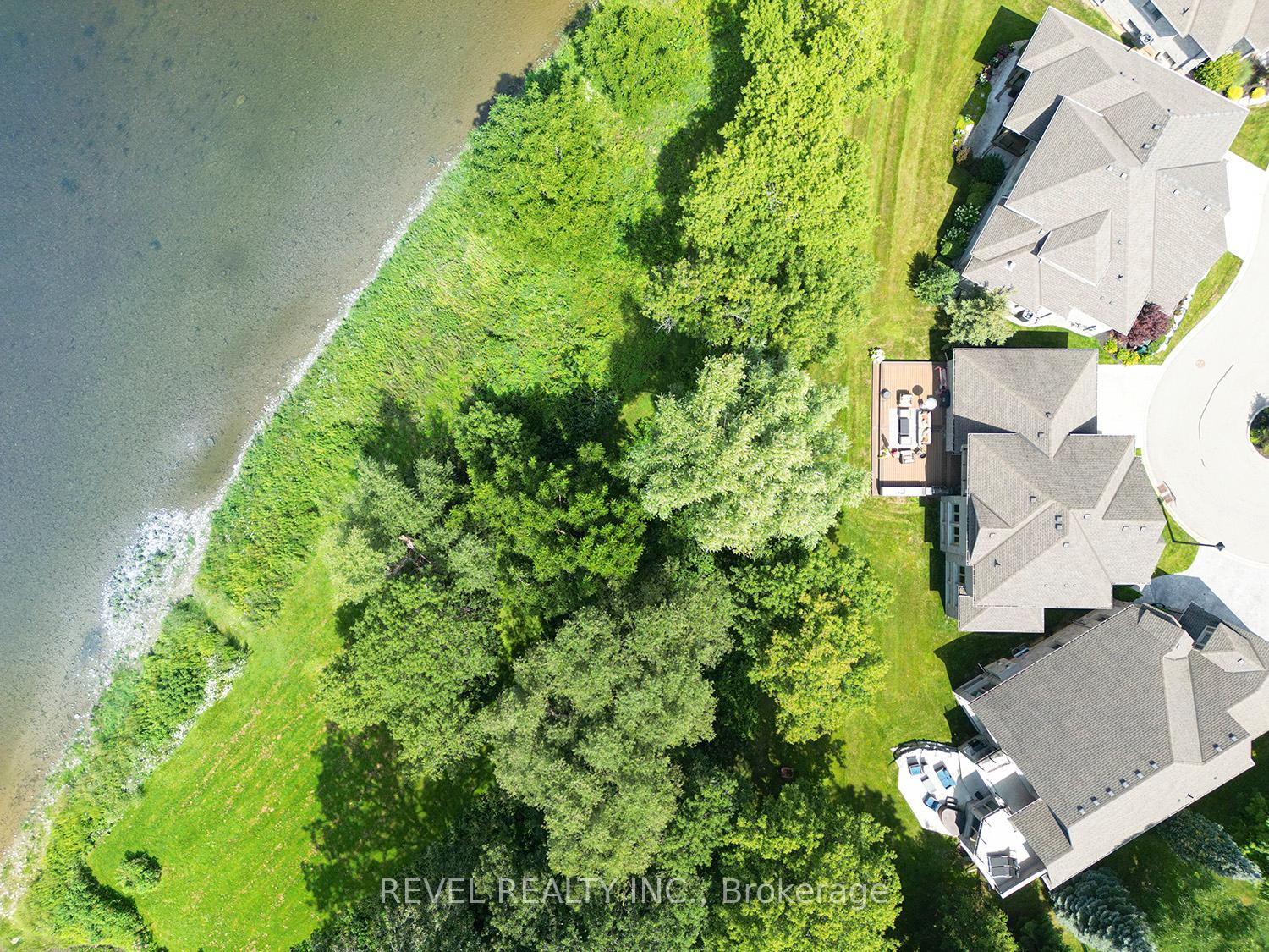 Photo 32 of Unit 2, 158 Willow Street, Brant, Paris — HOMEH