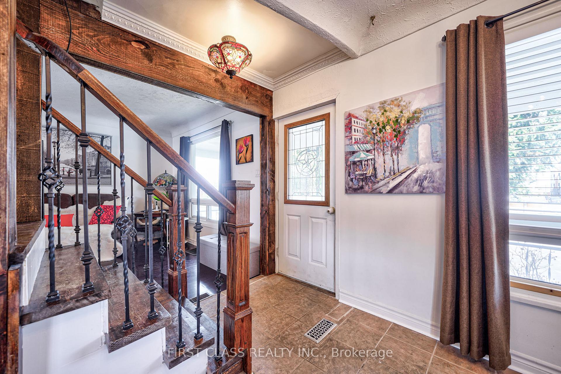 Photo 3 of 260 King Street E, Hamilton, Stoney Creek — HOMEH