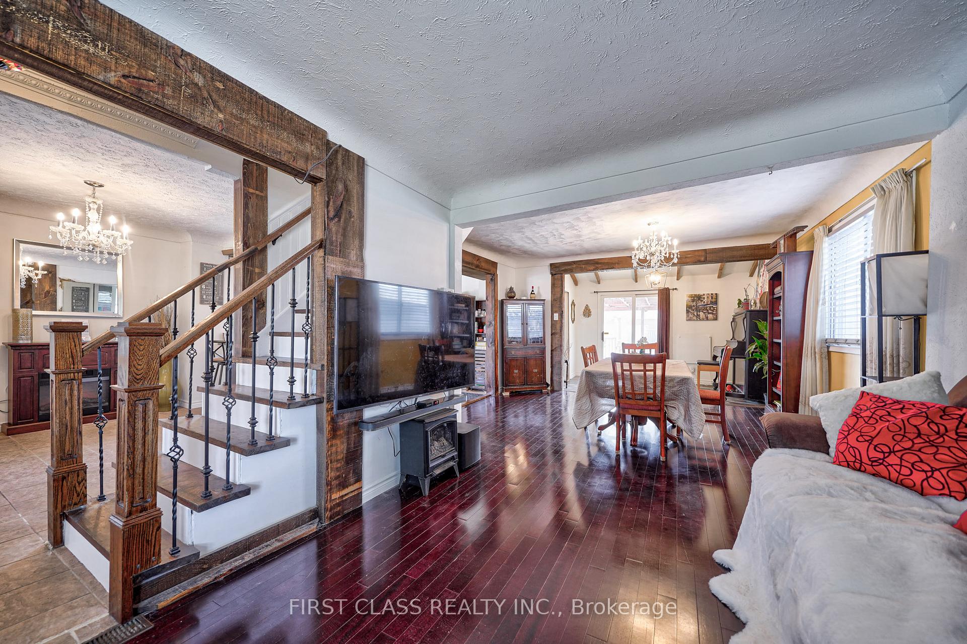 Photo 9 of 260 King Street E, Hamilton, Stoney Creek — HOMEH