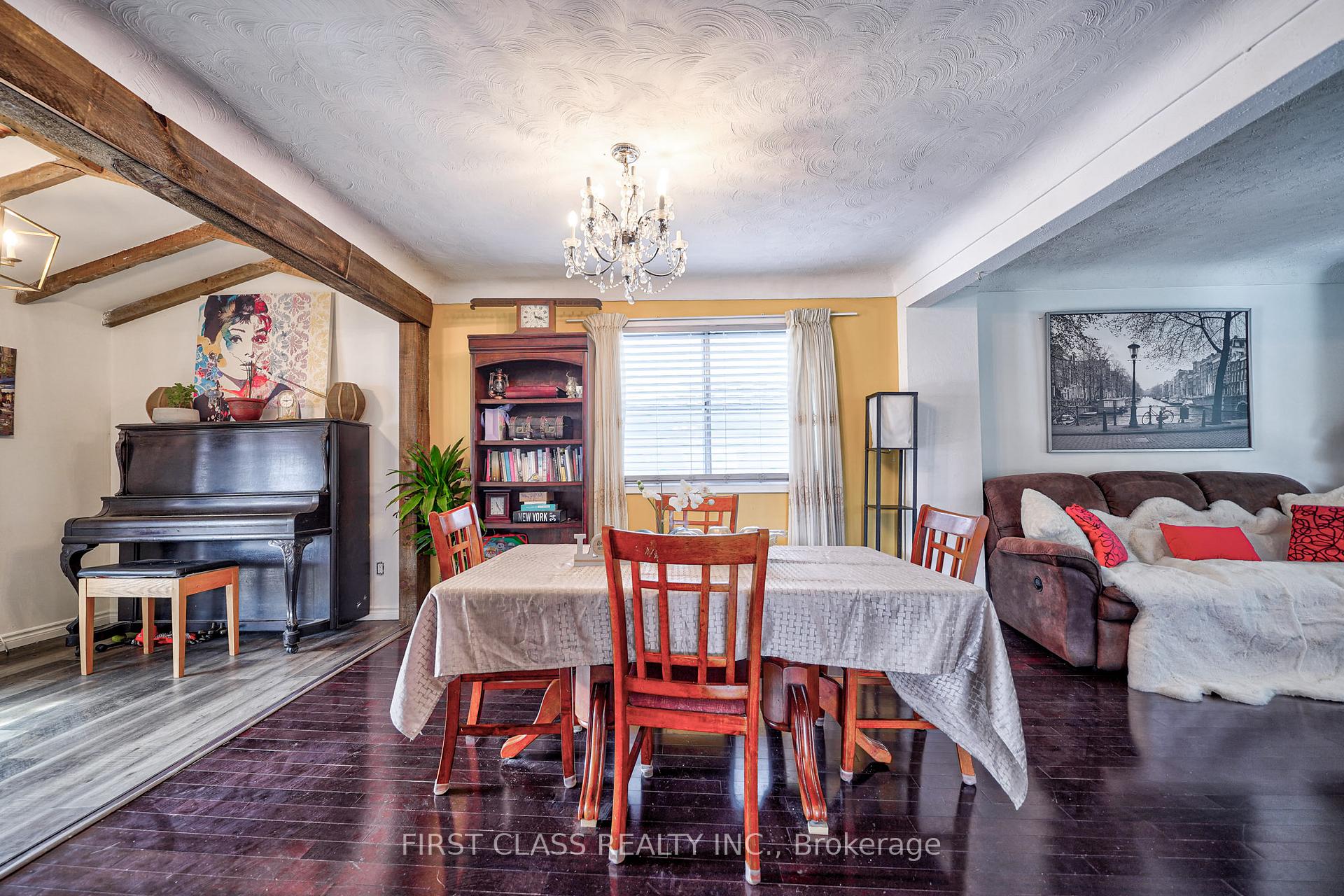 Photo 16 of 260 King Street E, Hamilton, Stoney Creek — HOMEH