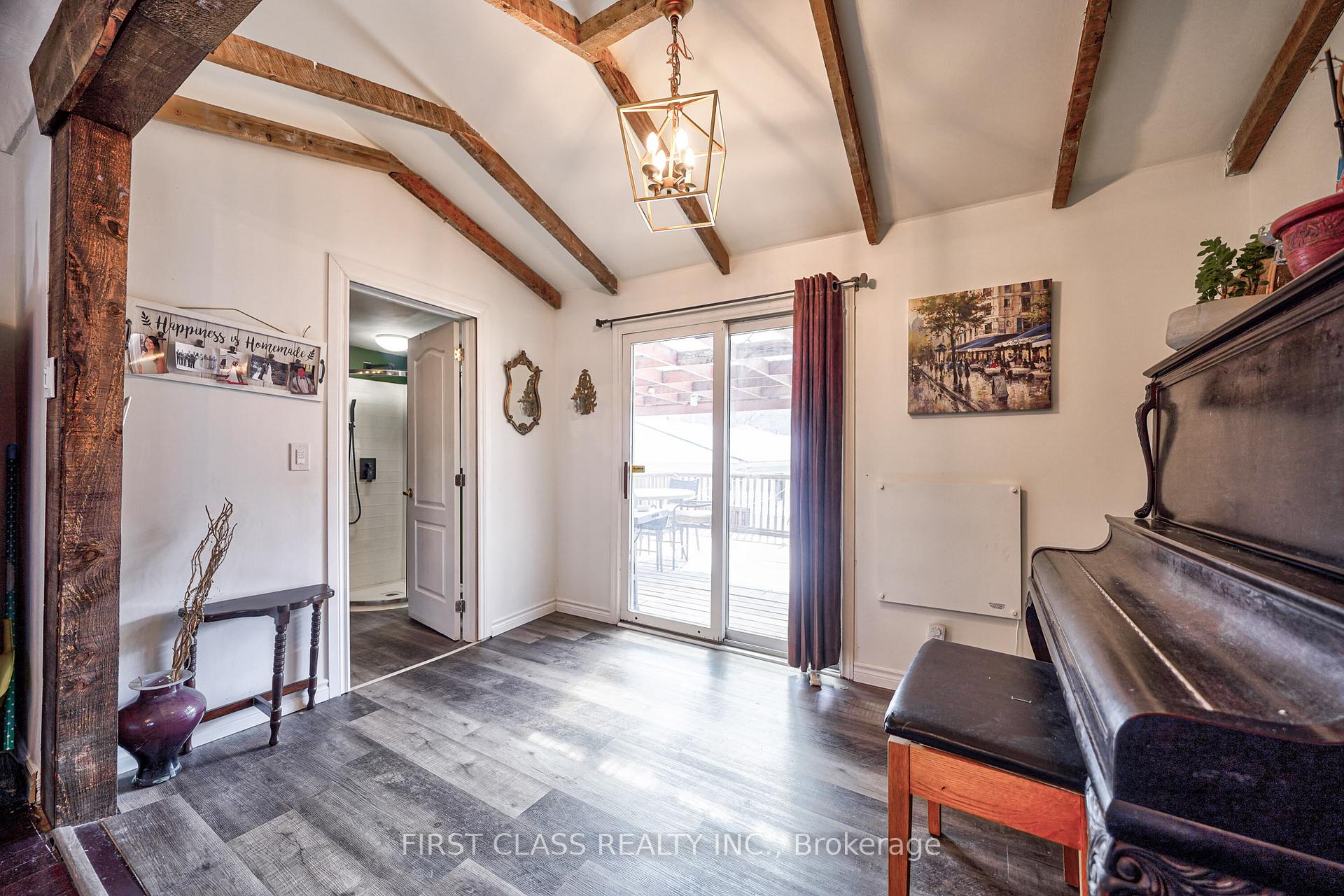 Photo 11 of 260 King Street E, Hamilton, Stoney Creek — HOMEH
