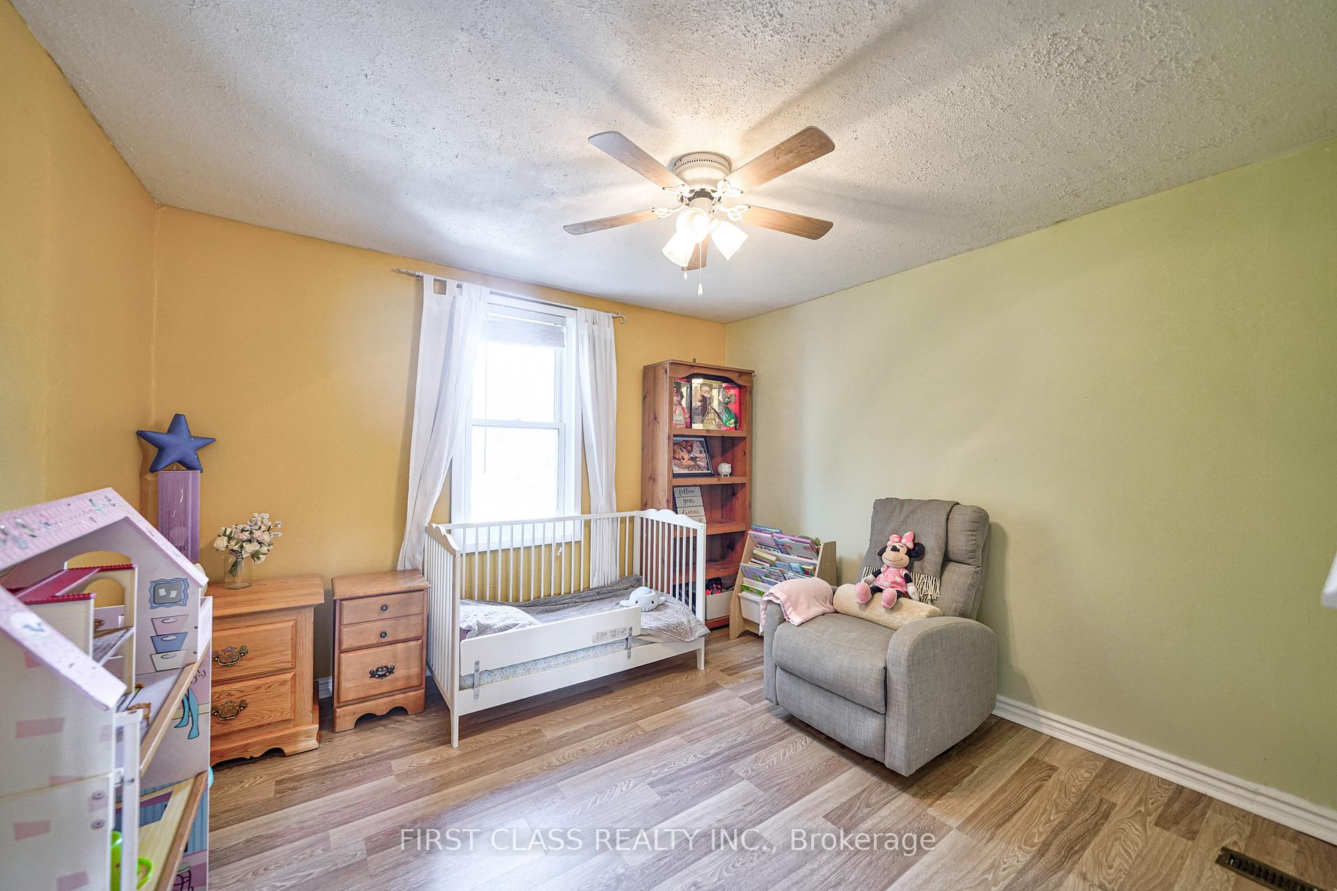 Photo 33 of 260 King Street E, Hamilton, Stoney Creek — HOMEH