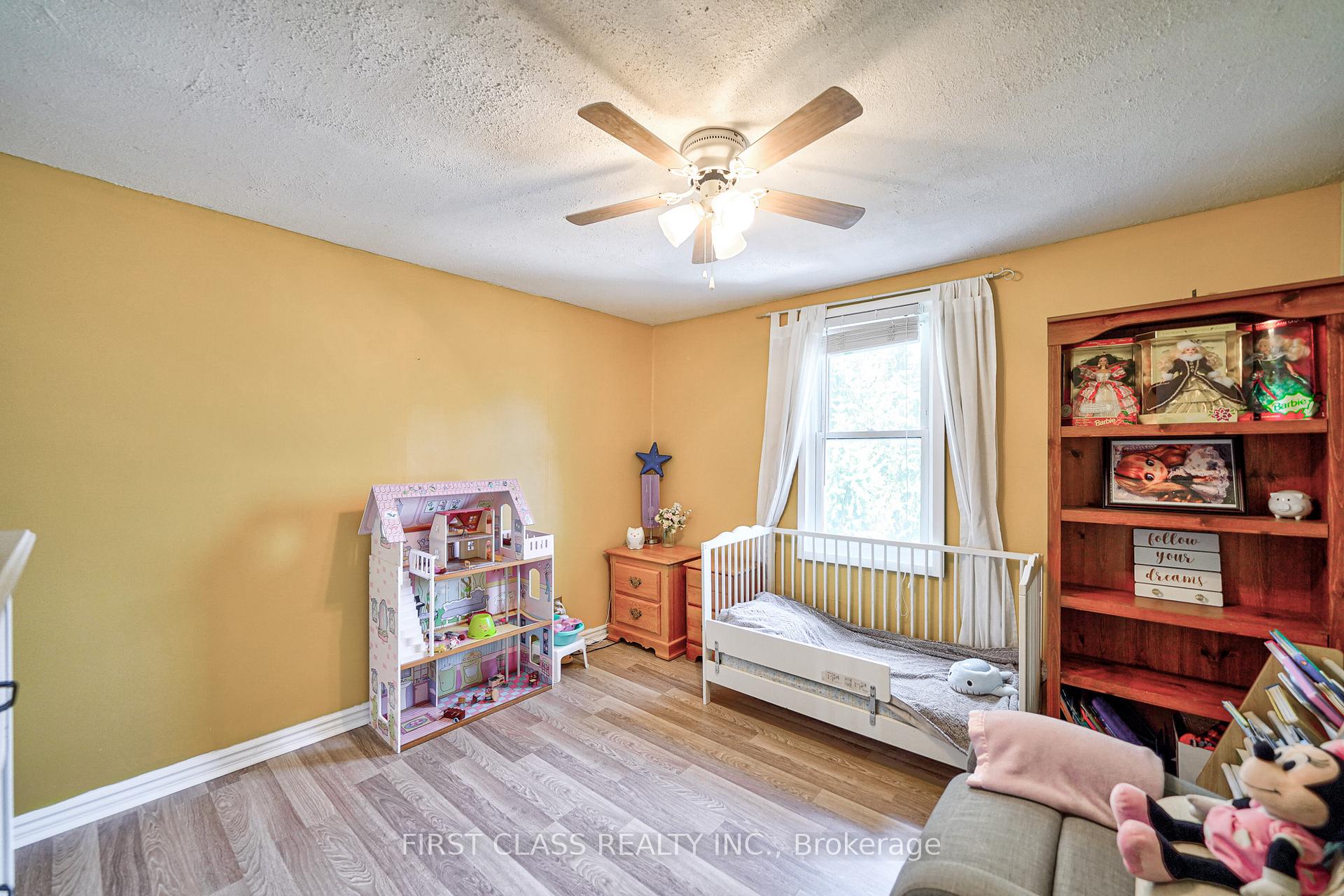 Photo 18 of 260 King Street E, Hamilton, Stoney Creek — HOMEH