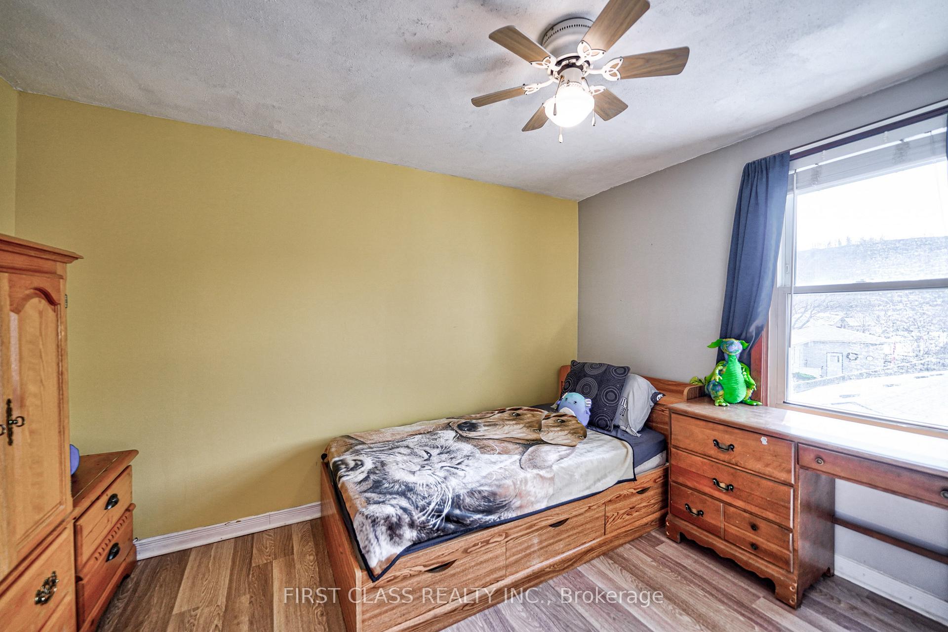 Photo 47 of 260 King Street E, Hamilton, Stoney Creek — HOMEH