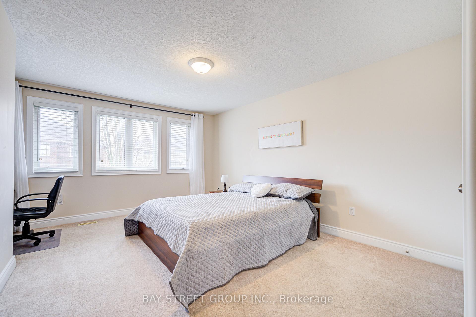 Photo 26 of 77 Graihawk Drive, Barrie, Ardagh — HOMEH