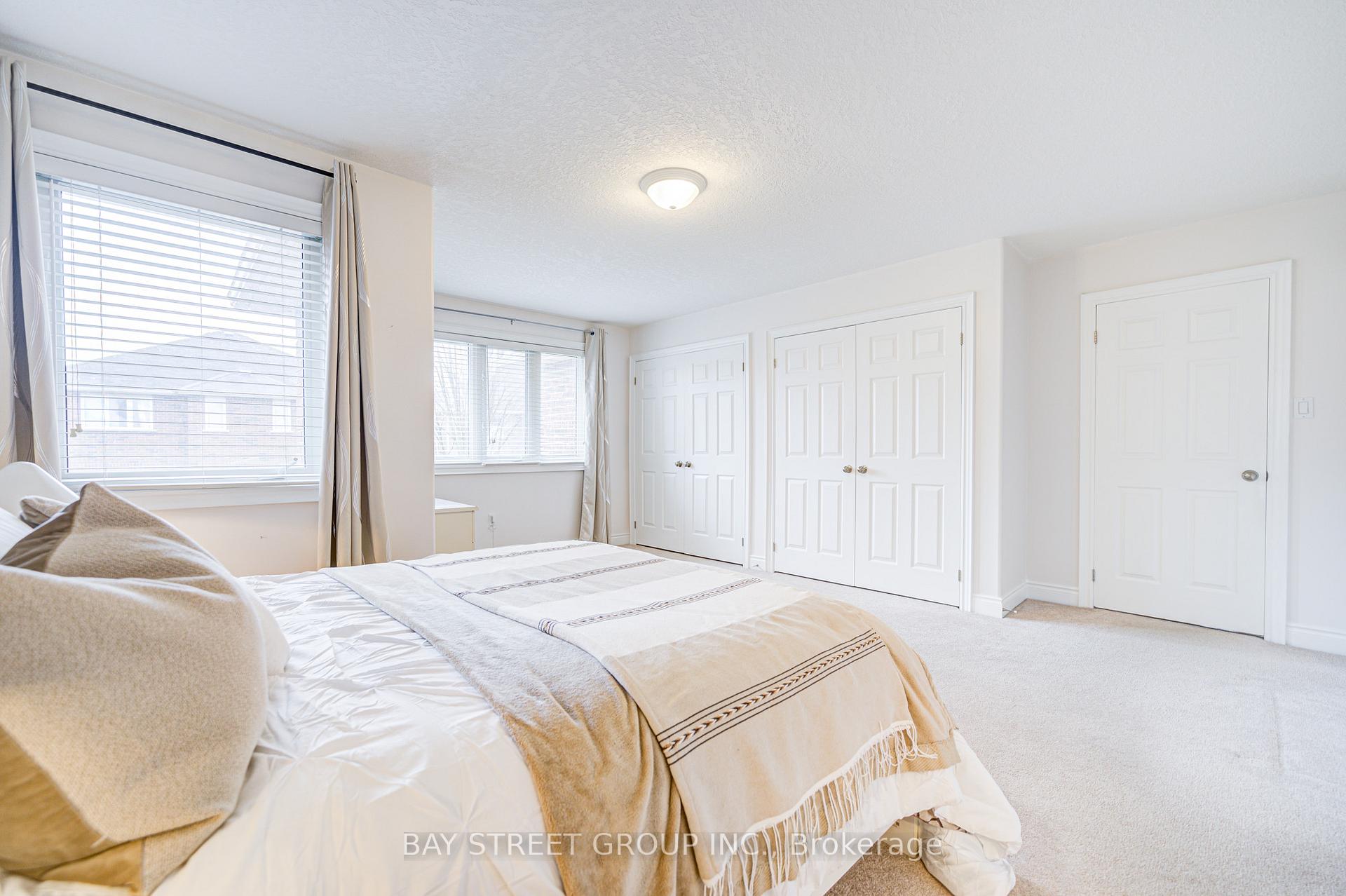 Photo 24 of 77 Graihawk Drive, Barrie, Ardagh — HOMEH