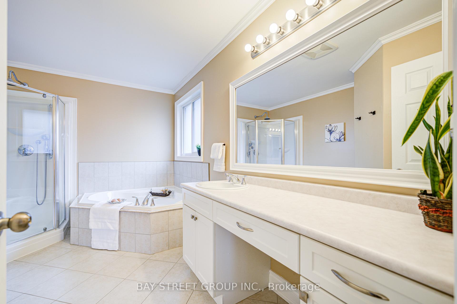 Photo 27 of 77 Graihawk Drive, Barrie, Ardagh — HOMEH