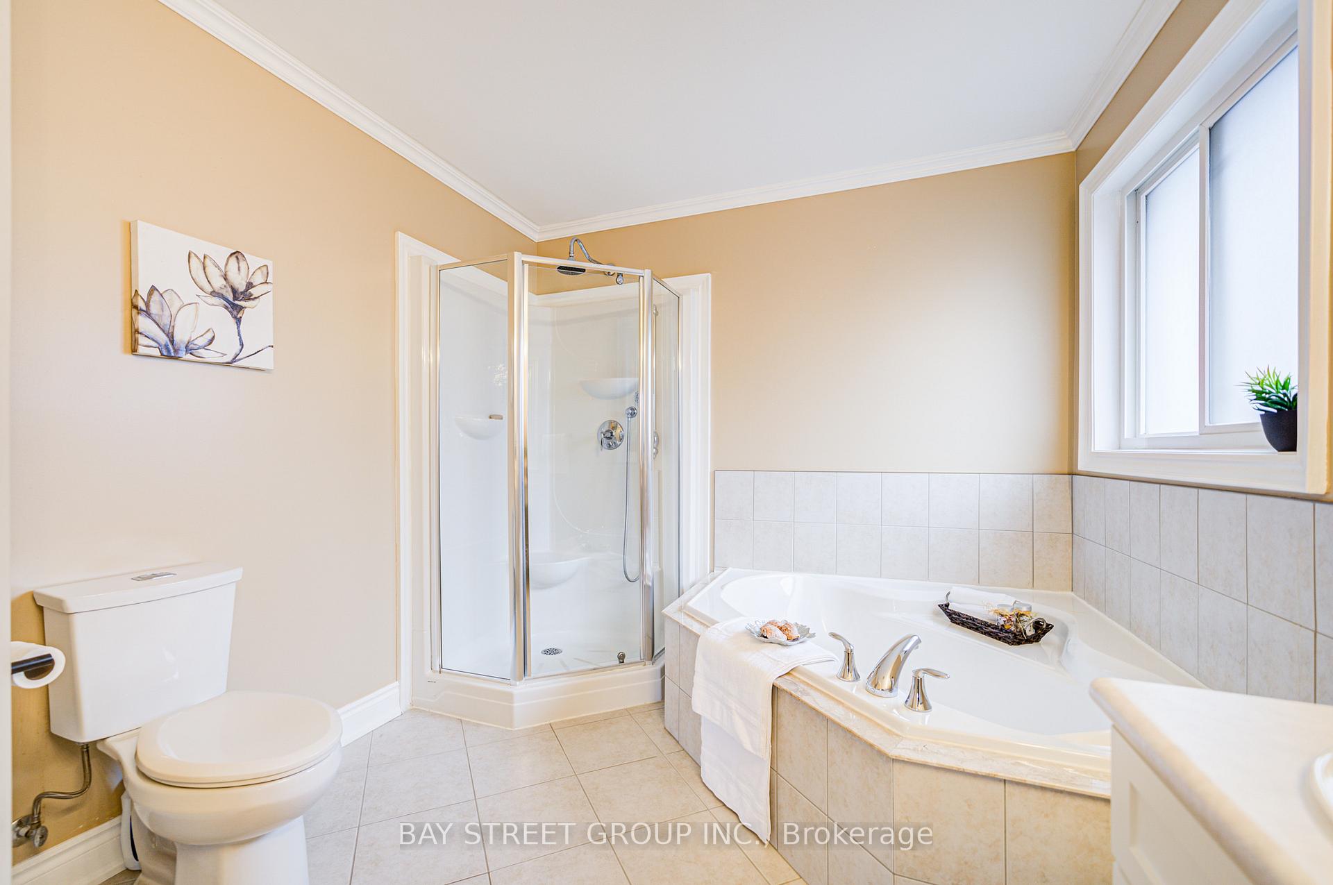 Photo 22 of 77 Graihawk Drive, Barrie, Ardagh — HOMEH