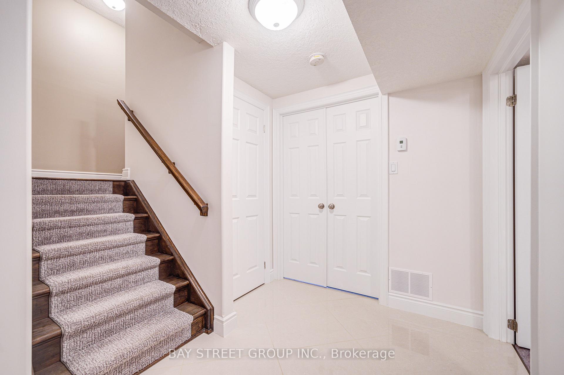 Photo 31 of 77 Graihawk Drive, Barrie, Ardagh — HOMEH