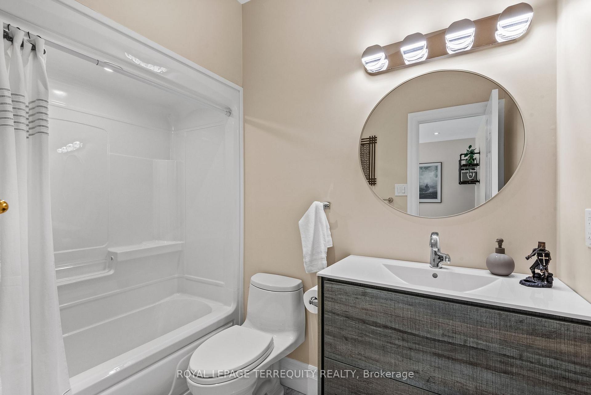 Photo 19 of 507 Rougemount Drive, Pickering, Rosebank — HOMEH