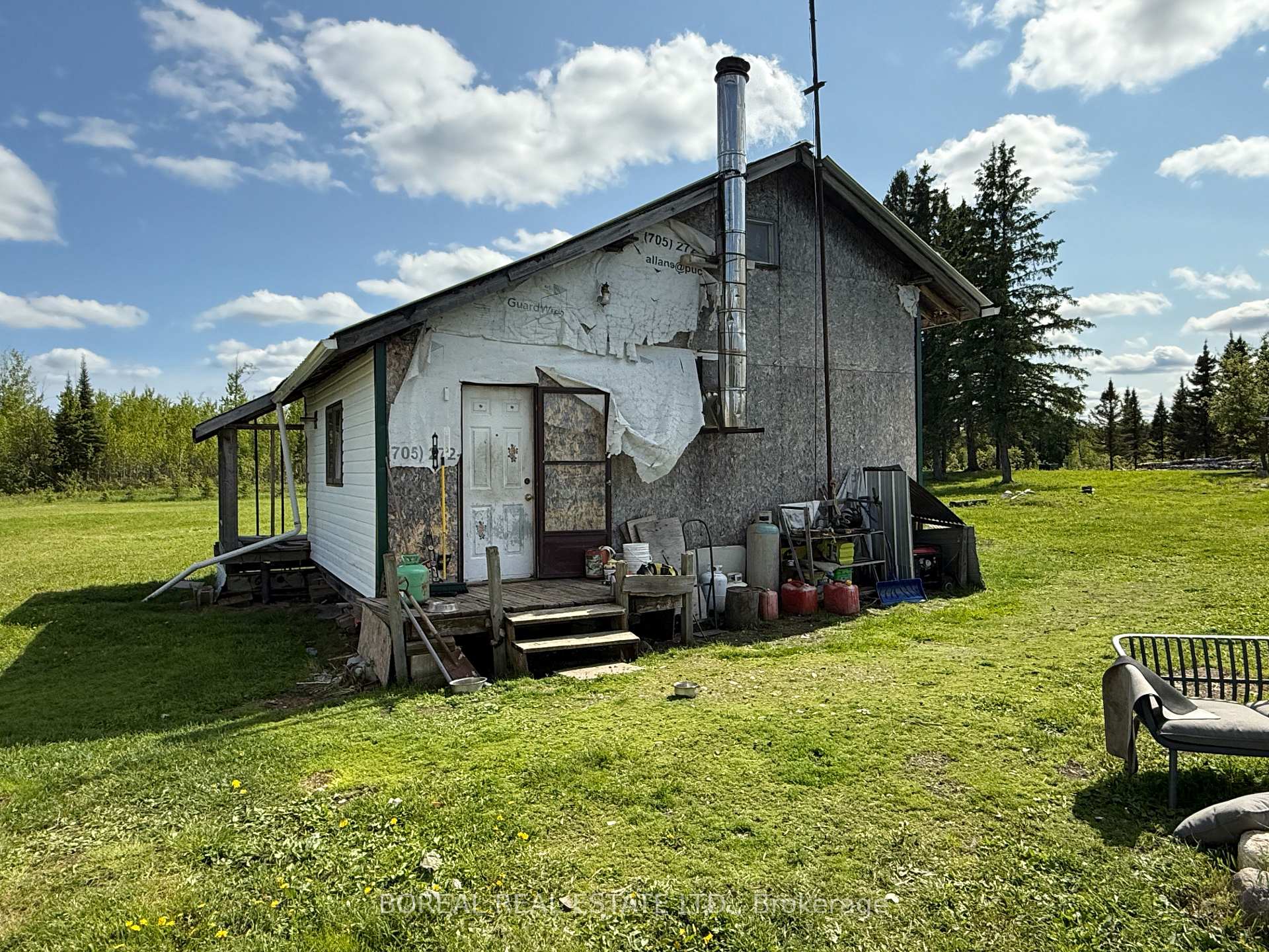 Photo 15 of 295-299 Bentley Lake Road, Cochrane — HOMEH