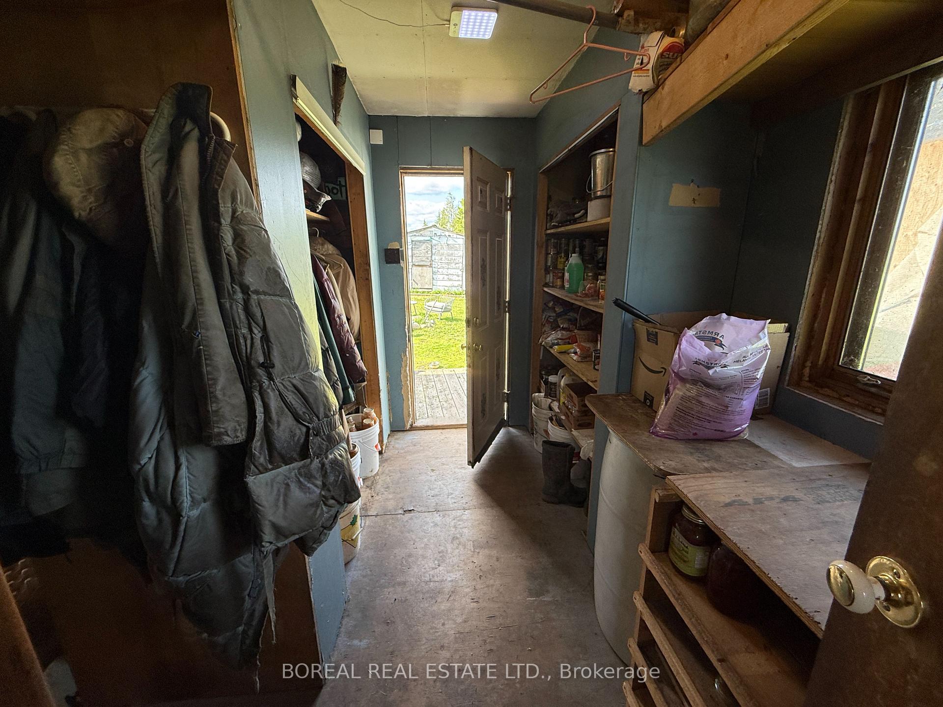 Photo 11 of 295-299 Bentley Lake Road, Cochrane — HOMEH