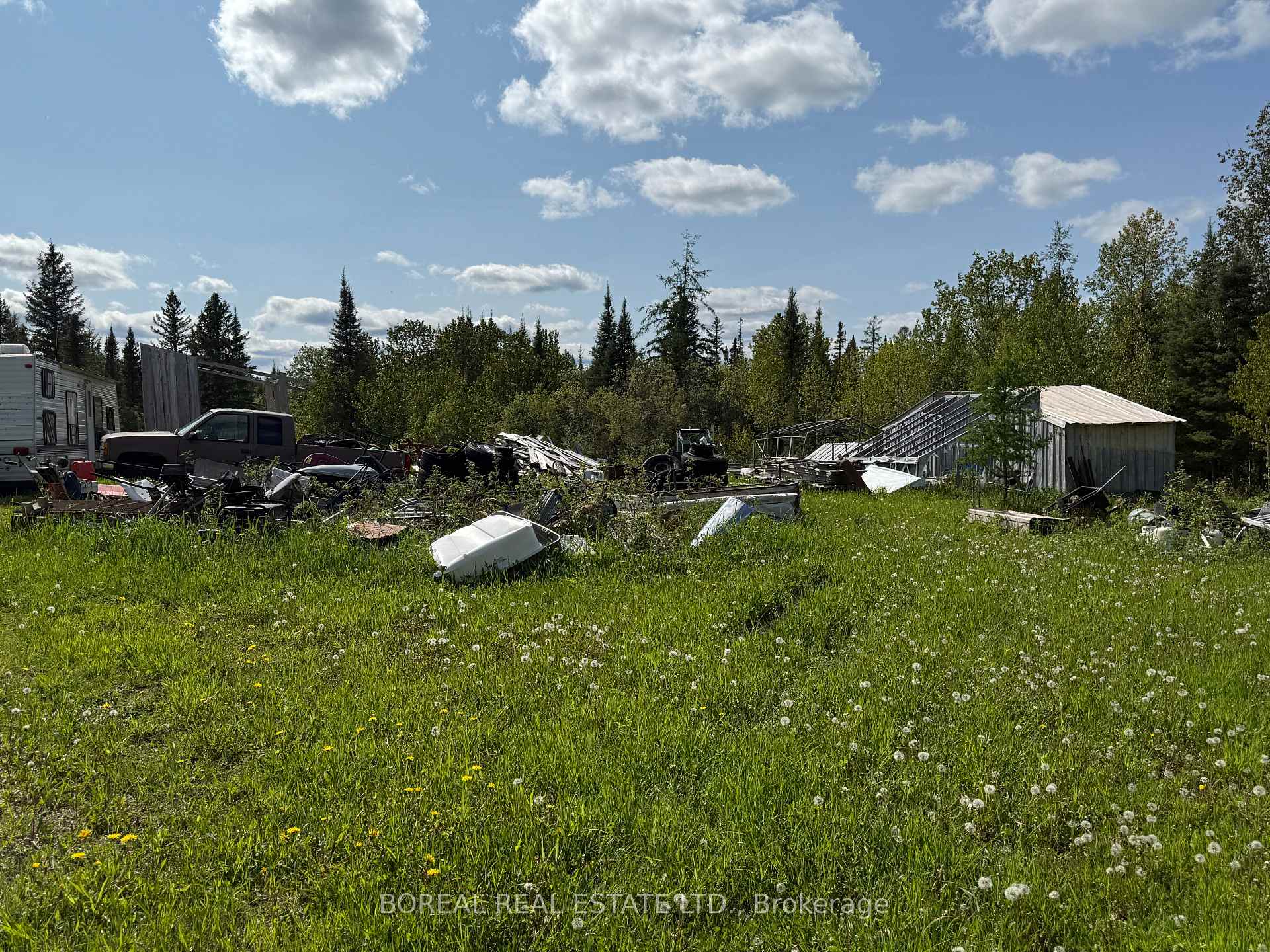 Photo 25 of 295-299 Bentley Lake Road, Cochrane — HOMEH