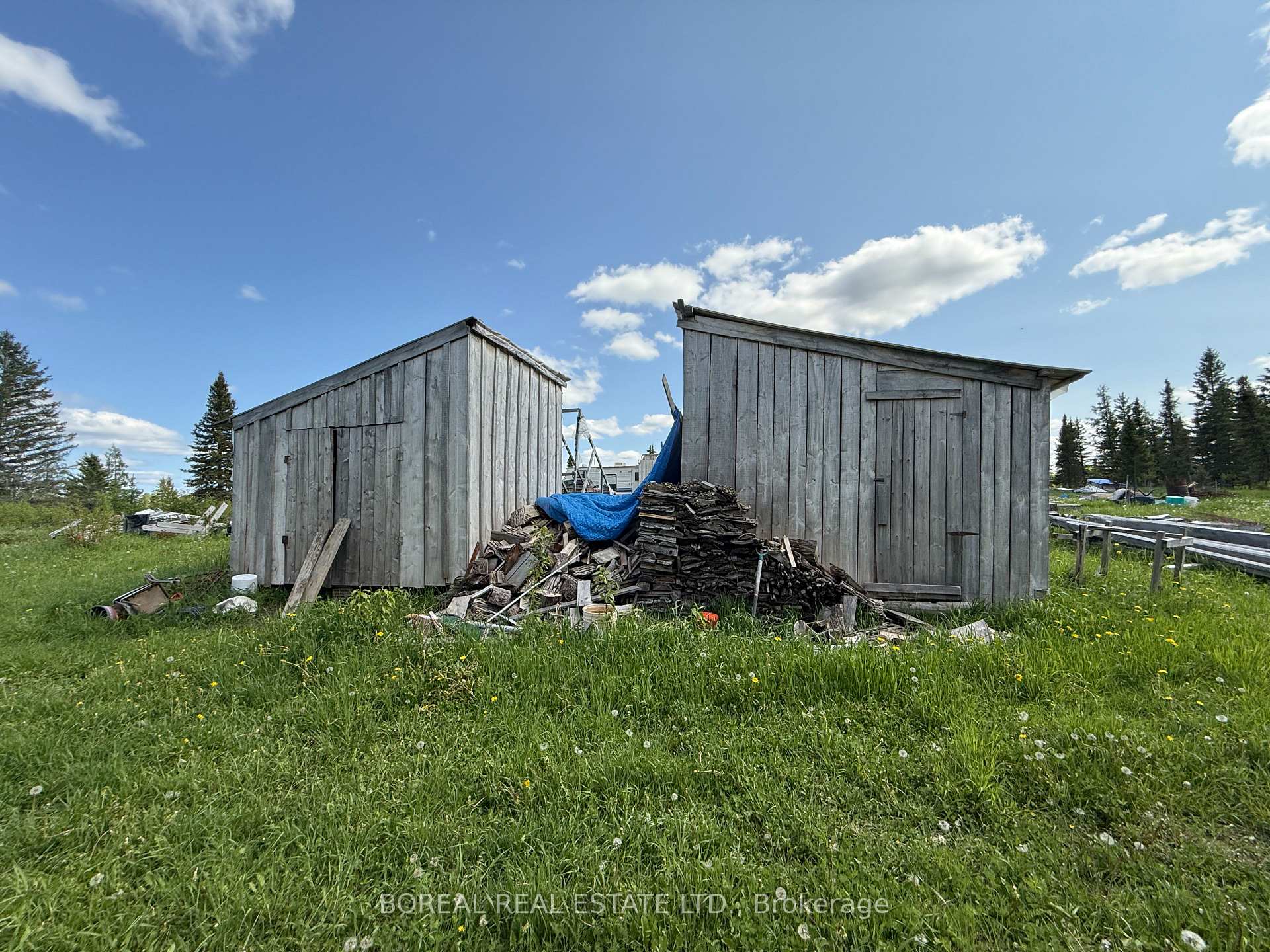 Photo 30 of 295-299 Bentley Lake Road, Cochrane — HOMEH