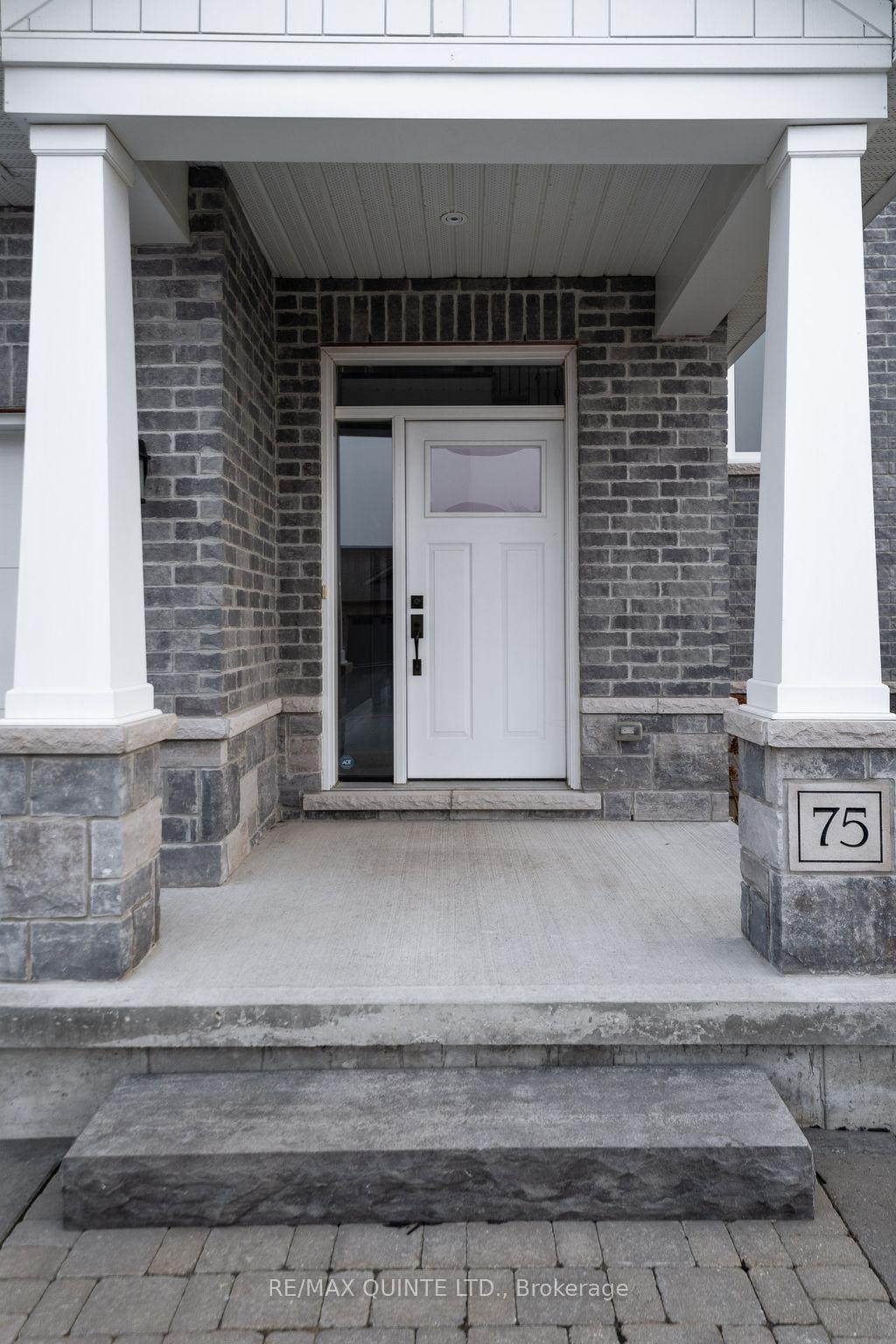 Photo 4 of 75 Spruce Gardens, Belleville, Belleville Ward — HOMEH