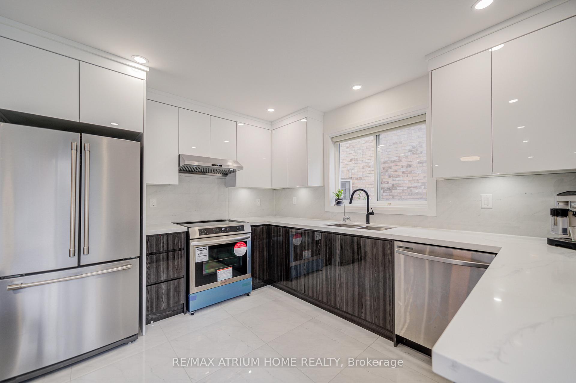 Photo 18 of 37 Landsdown Crescent, Markham, Wismer — HOMEH