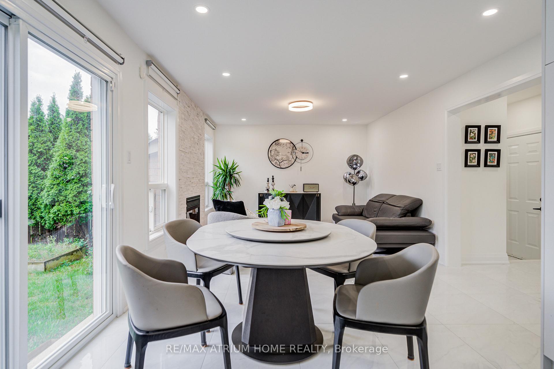 Photo 25 of 37 Landsdown Crescent, Markham, Wismer — HOMEH
