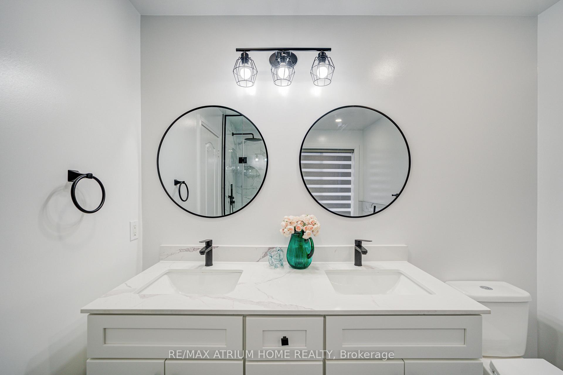 Photo 29 of 37 Landsdown Crescent, Markham, Wismer — HOMEH