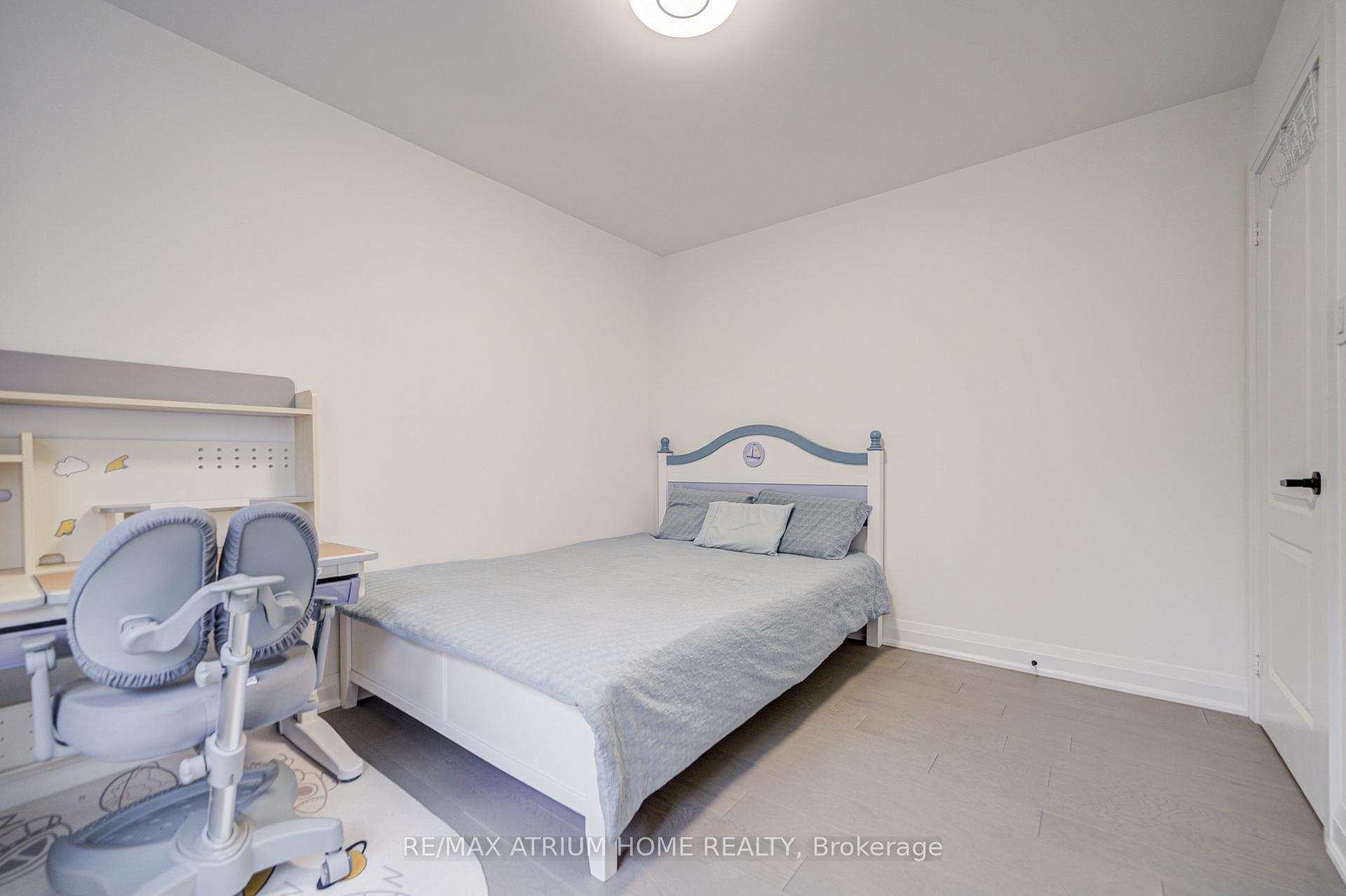 Photo 28 of 37 Landsdown Crescent, Markham, Wismer — HOMEH