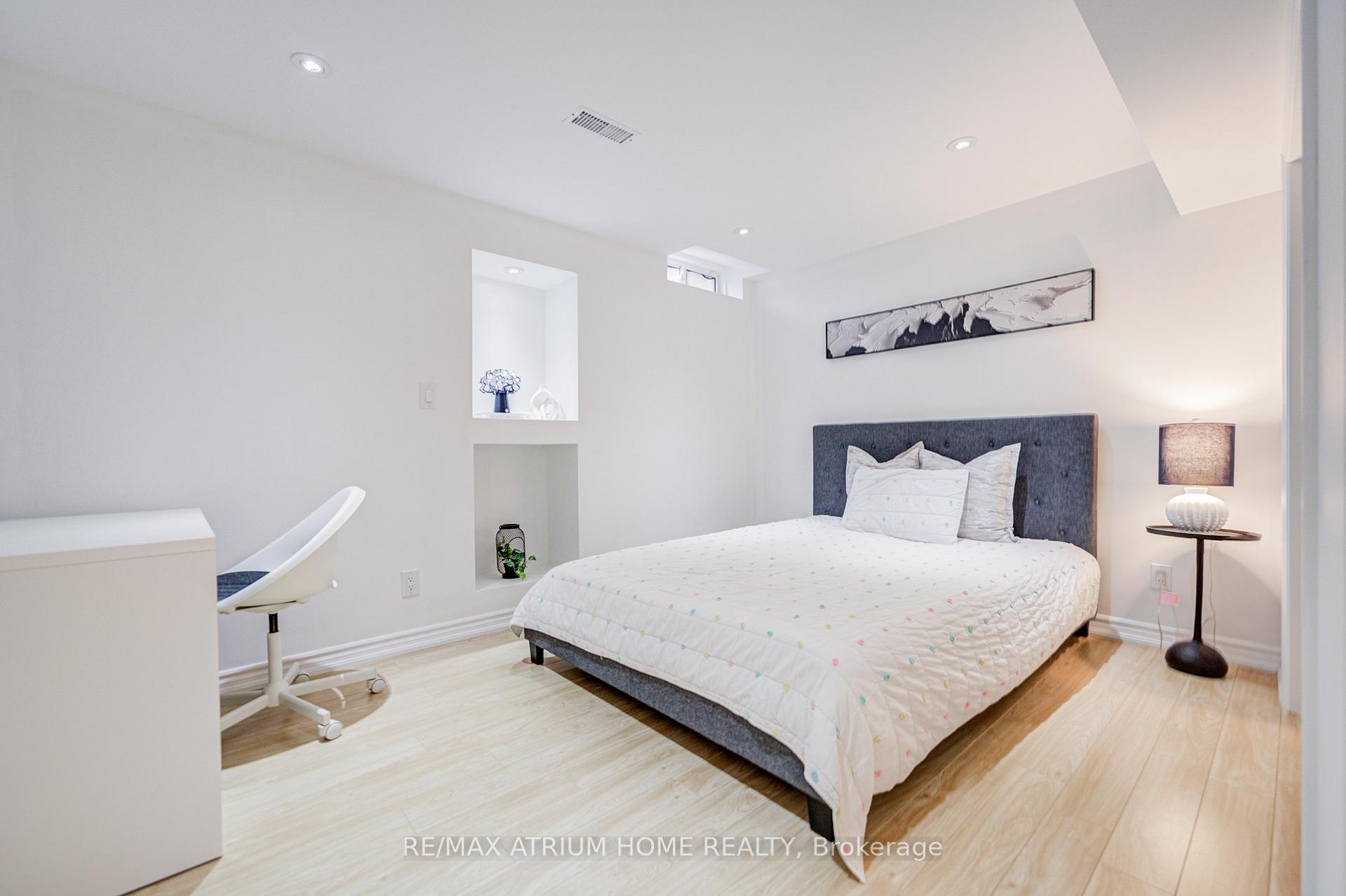 Photo 42 of 37 Landsdown Crescent, Markham, Wismer — HOMEH
