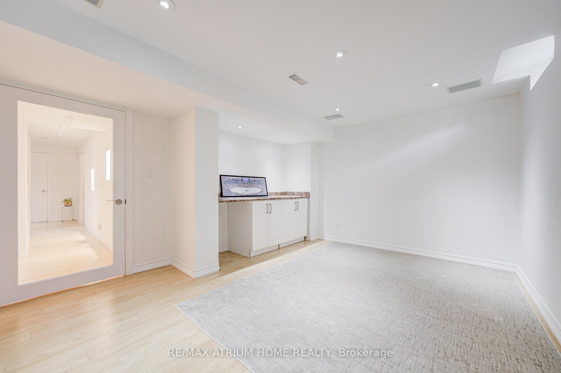 Photo 43 of 37 Landsdown Crescent, Markham, Wismer — HOMEH