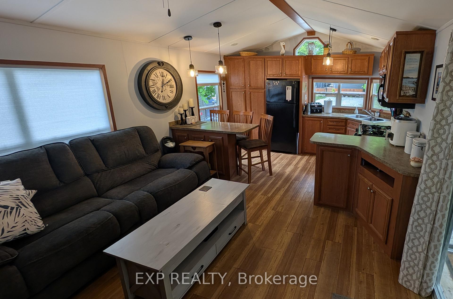 Photo 7 of Unit 198, 1082 Shamrock Marina Road, Gravenhurst, Morrison — HOMEH