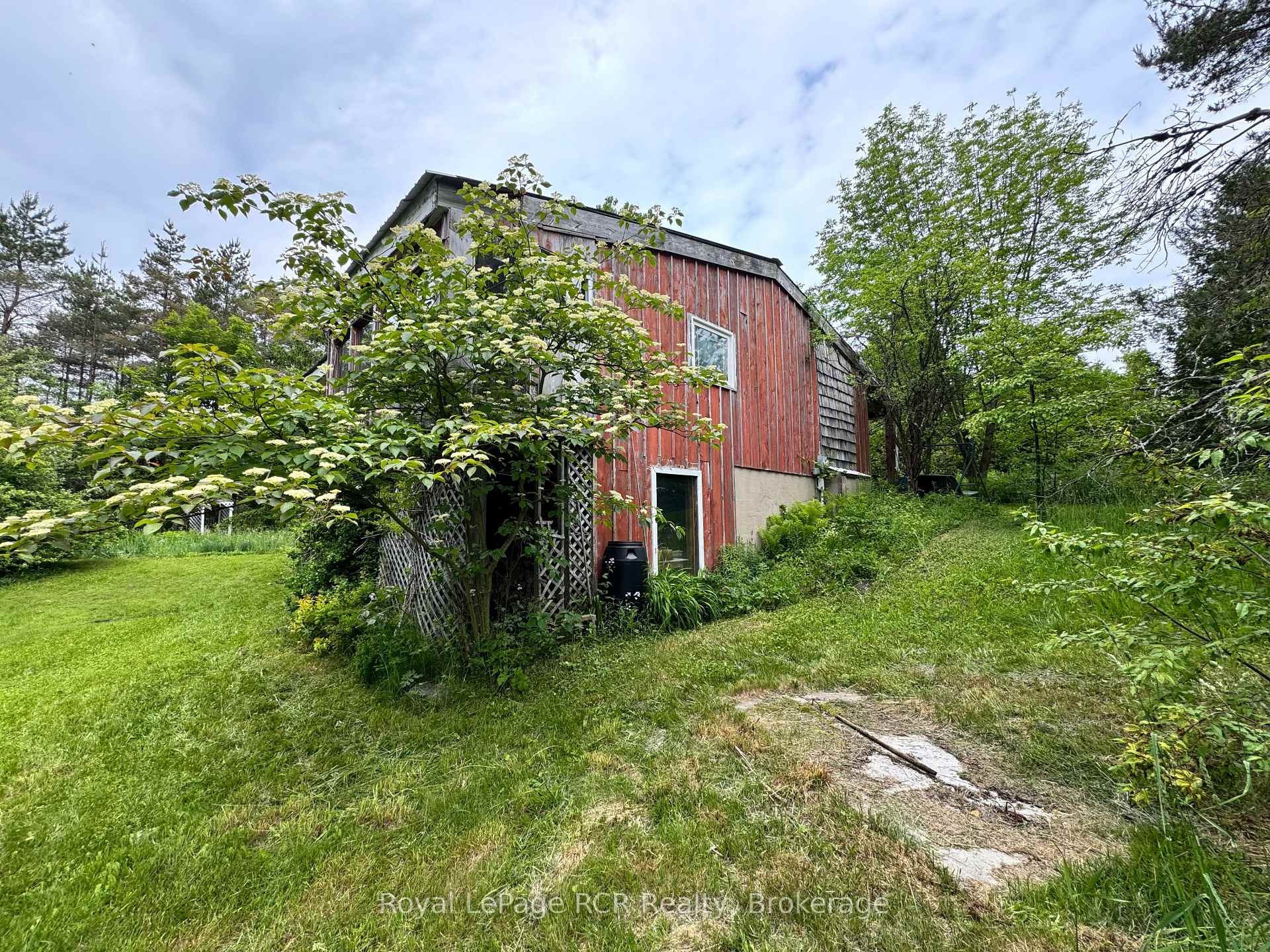 Photo 11 of 585250 Sideroad 10 A, Grey Highlands — HOMEH