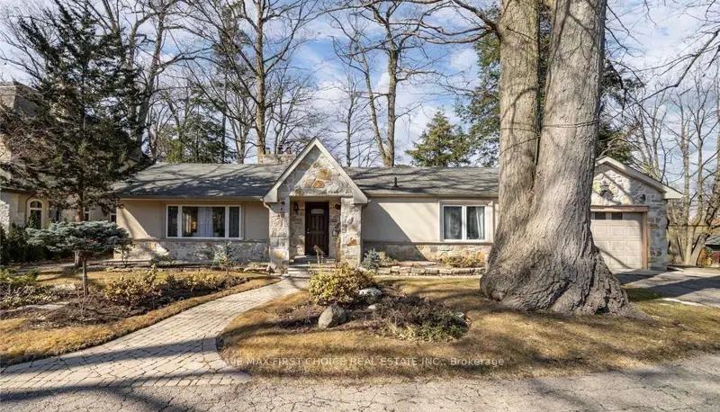 Photo 1 of 1249 Indian Road, Mississauga, Lorne Park — HOMEH