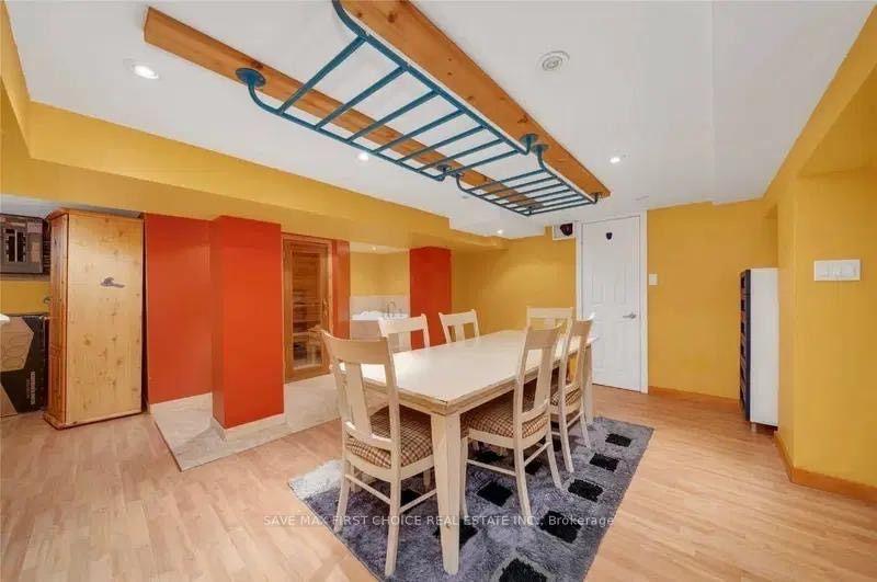 Photo 2 of 1249 Indian Road, Mississauga, Lorne Park — HOMEH