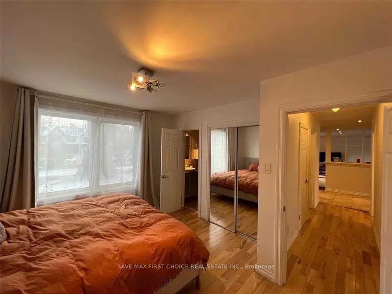 Photo 5 of 1249 Indian Road, Mississauga, Lorne Park — HOMEH