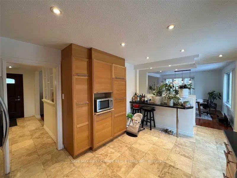 Photo 31 of 1249 Indian Road, Mississauga, Lorne Park — HOMEH
