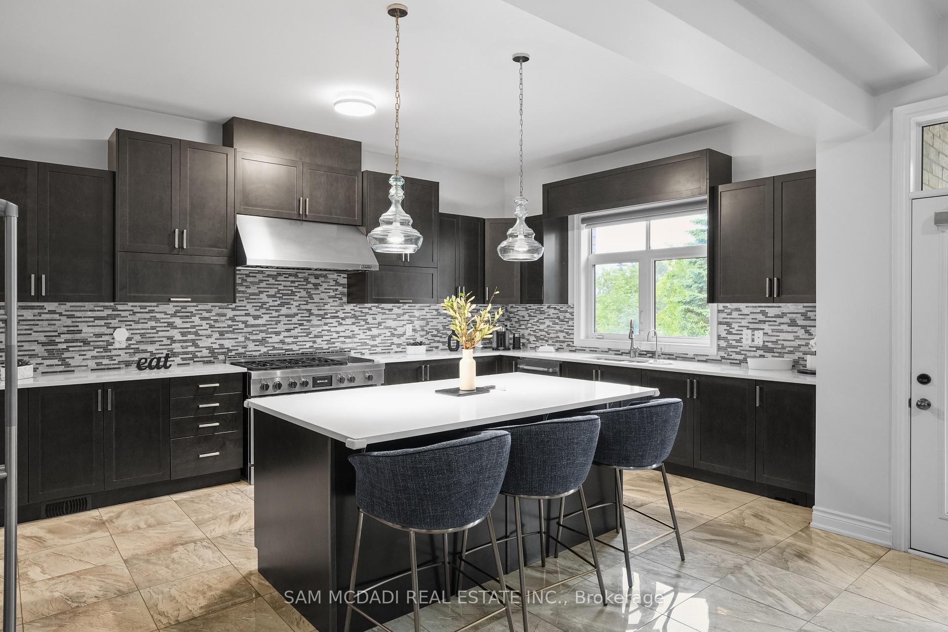 Photo 4 of 11 Burlwood Road, Brampton, Vales of Castlemore — HOMEH