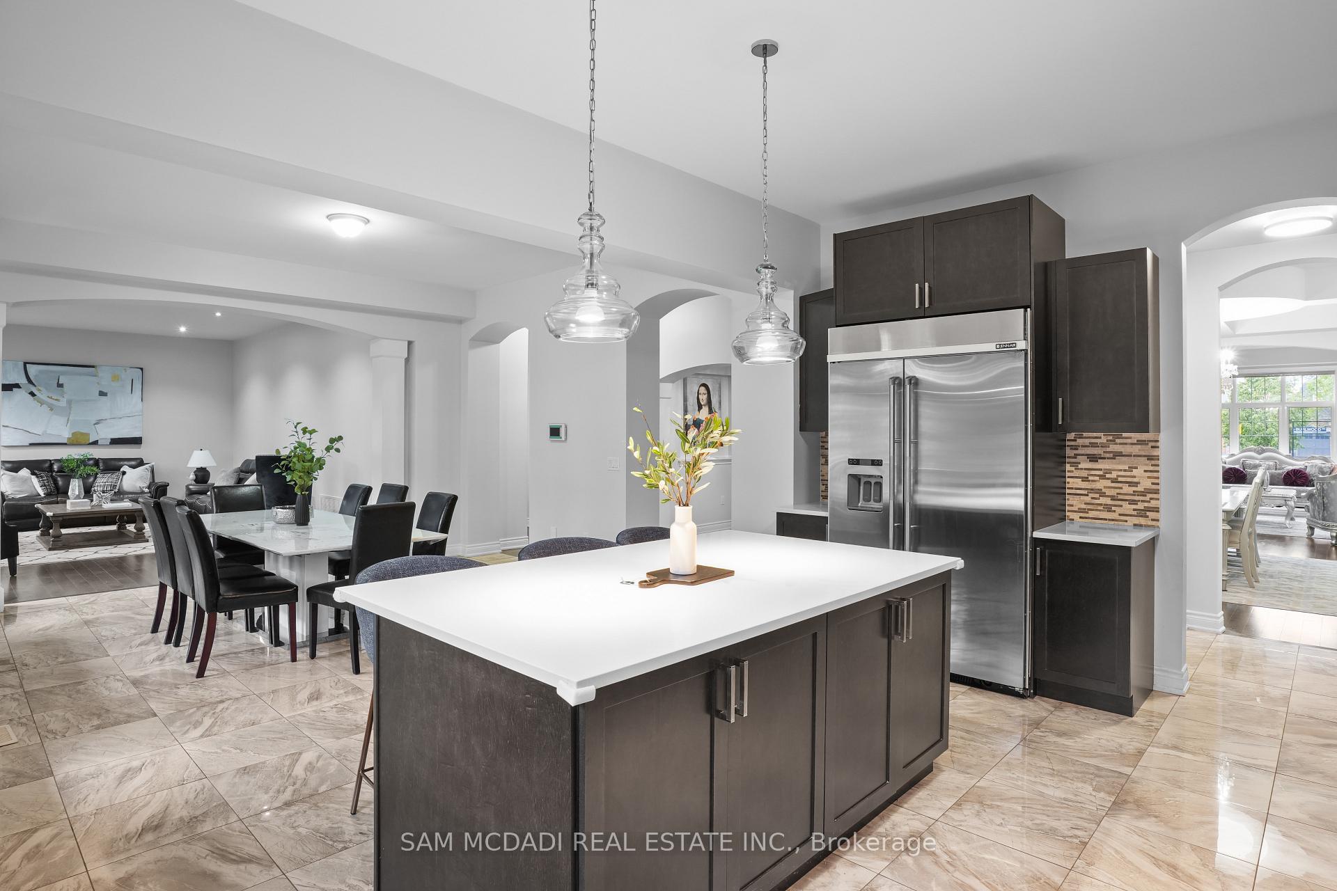 Photo 36 of 11 Burlwood Road, Brampton, Vales of Castlemore — HOMEH